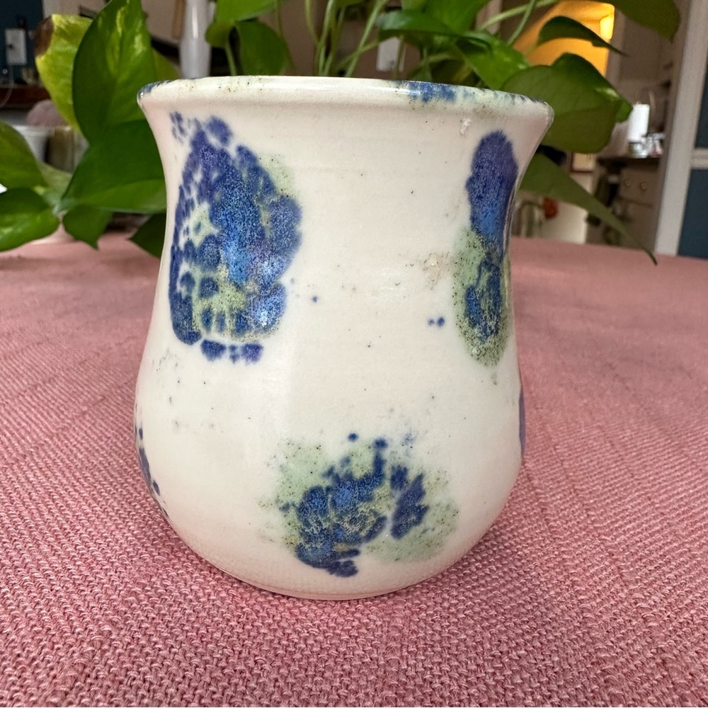 Vintage Webb Connemara Irish Studio Pottery Small Vase or Pen Cup - Picture 3 of 8